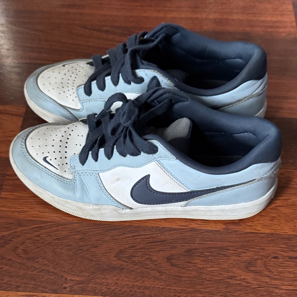 Nike Kids Navy and White Sneakers